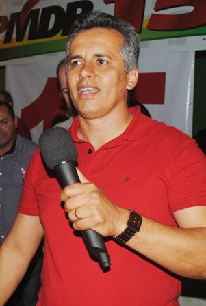 fotopg6lucascolorMD.jpg