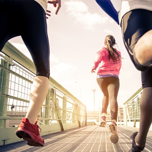 Correr  contagioso, diz estudo