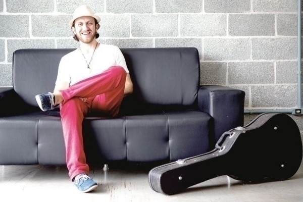 John Mueller: música popular blumenauense