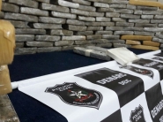 Polcia apreende 100kg de drogas em veculo na serra catarinense
