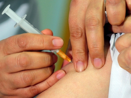Campanha de Vacinao Contra a Gripe tem primeiro dia de grande procura em Gaspar 