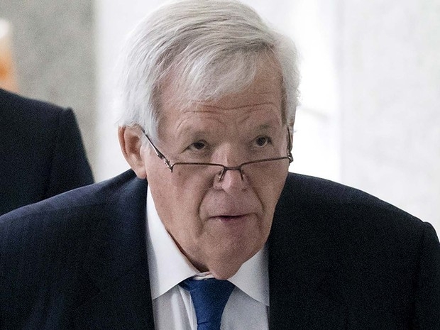 Ex-presidente da Cmara dos EUA  processado por abuso de menor