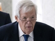 Ex-presidente da Cmara dos EUA  processado por abuso de menor