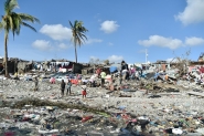 Falta de gua e comida espalha desespero em cidade do Haiti