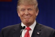 Trump confirma muro e diz que pode pedir conselhos a Bill Clinton