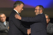 Governo da Colmbia assina novo acordo com as Farc