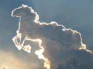Desenhos nas nuvens? Entenda