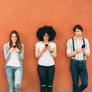 Voc fica mais burro quando est com o celular, diz estudo