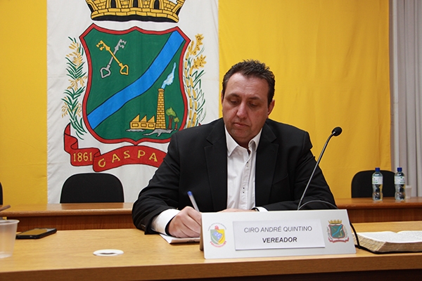 Vereador Ciro pede criao de programa de apoio a atletas gasparenses