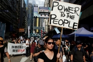Manifestao em Hong Kong contra 'autoritarismo' de Pequim rene milhares