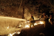 Sobe para 40 nmero de mortos em incndios na Califrnia; 100 mil abandonam casas