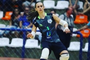 Brasil vence Paraguai no futsal feminino com moradora do Belchior em quadra