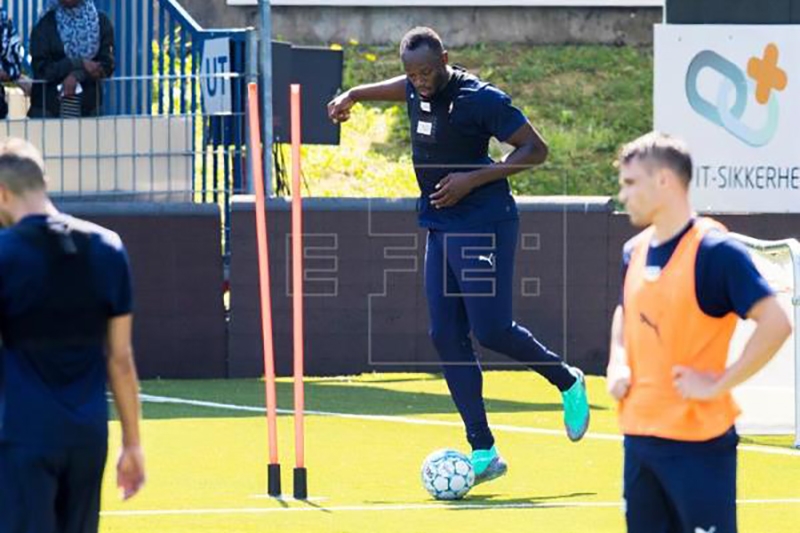Usain Bolt far estreia como jogador em amistoso por time noruegus