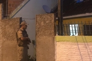 Operao da PM cumpre 16 mandados de busca e apreenso em Florianpolis