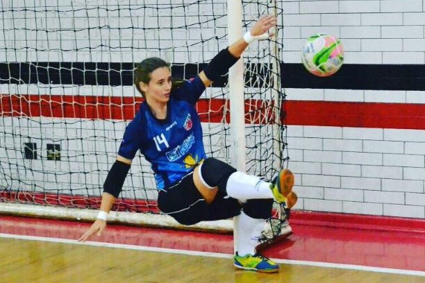 Partida beneficente em Gaspar com atletas de Seleo Brasileira de Futsal Feminino