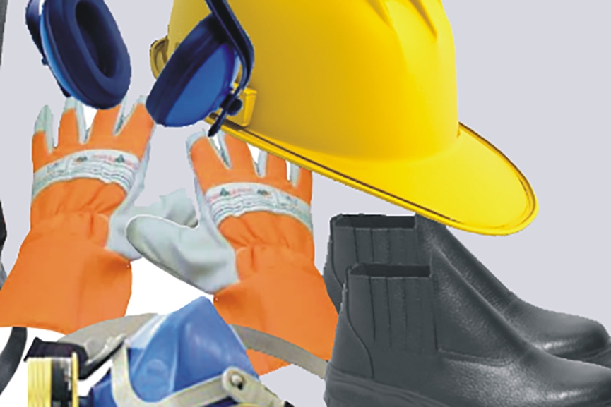 Zeladores das escolas de Gaspar recebem kits de Equipamentos de Proteo Individual