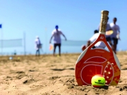 Atleta quer dar aulas de Beach Tnis em Gaspar 
