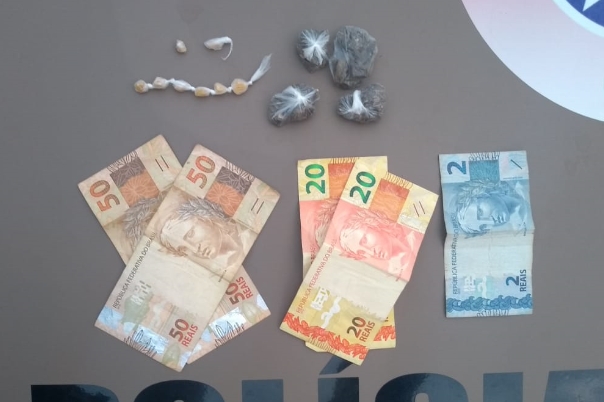PPT de Gaspar prende traficante de drogas no bairro Coloninha