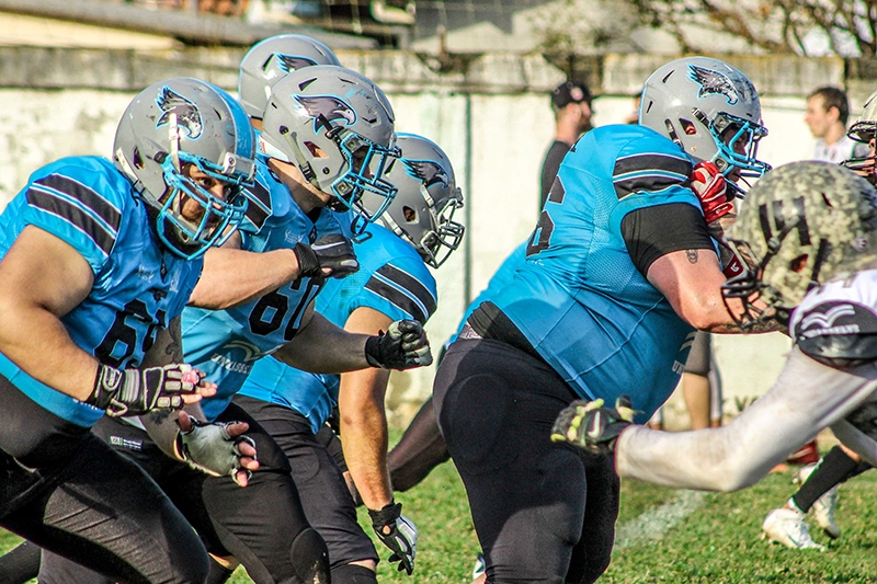 Gaspar Black Hawks volta aos treinamentos