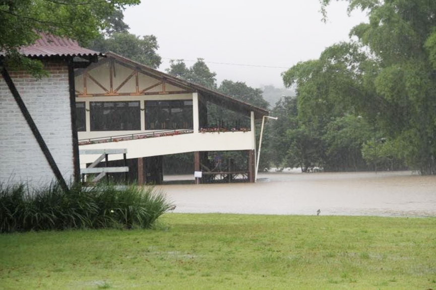 Benedito Novo e Timb registram situao de enchente