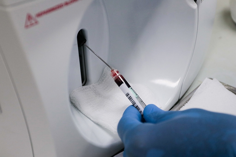 Estudo preliminar indica que vacina trplice viral diminui risco de Covid-19 sintomtica