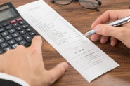 Procon/SC encontra diferena de at 215% no preo de tarifas bancrias