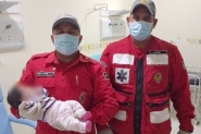 Bombeiros salvam recm-nascida engasgada com leite materno em So Francisco do Sul