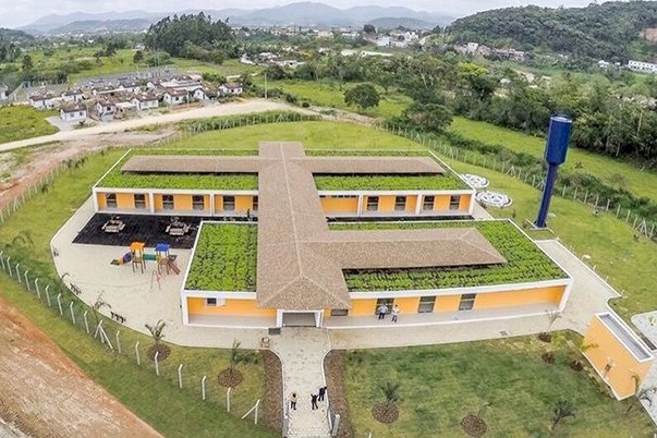 Iniciativa da SC Gs beneficia Escola Anglica Costa, em Gaspar 