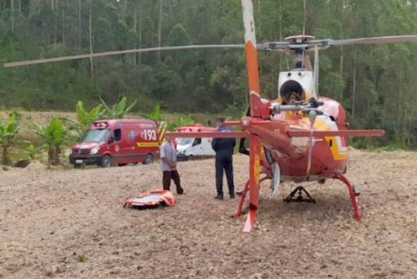 Trabalhador fica gravemente ferido em acidente com tobata no Vale do Itaja