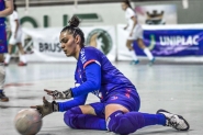 Goleira ilhotense  convocada para a Seleo Brasileira de Futsal