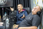 Ilhotense faz sucesso com criao e apresentao de podcast