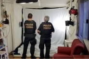 Polcia Federal investiga fotgrafo de SC que vendia pornografia infantil para deepweb