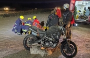 Motociclista fica ferido após cair no desvio de acesso à BR-470, em Ilhota