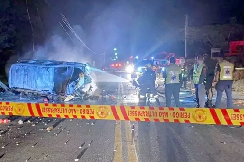 Homem morre carbonizado em carro que pegou fogo em SC