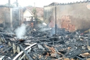 Mulher passa mal e morre ao ver casa destruda por incndio em Piarras
