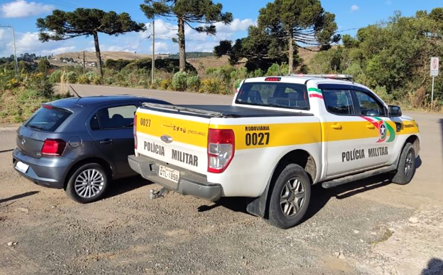 Menino de nove anos  flagrado dirigindo carro em rodovia em So Joaquim