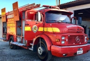 Bombeiros Voluntrios de Ilhota conquistam chassi para novo caminho de combate a incndio 