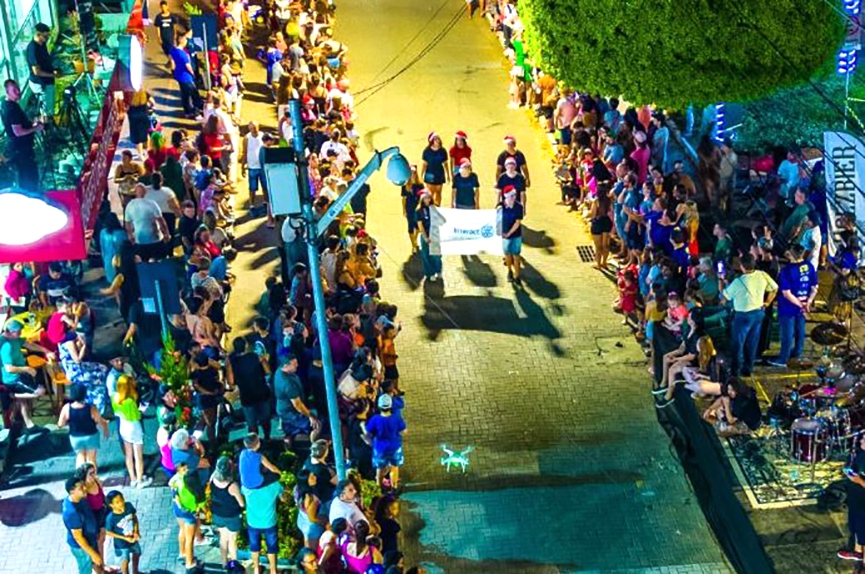 Desfile de Natal modifica trnsito no Centro de Gaspar nesta quinta