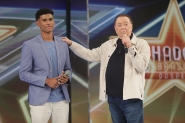 Jovem cantor de Gaspar  aposta de sucesso na msica gospel