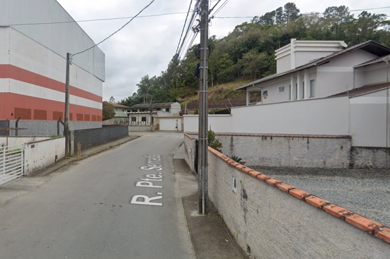 Vereadores aprovam alterao no zoneamento da rua Ponte Serrada, no Gasparinho