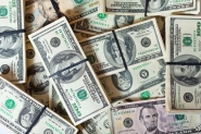 Dlar dispara e fecha em R$6,26, maior cotao da histria
