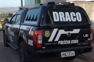 Estagiria da Justia Federal  presa suspeita de vazar informaes sigilosas a traficantes em SC