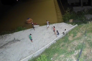 Adolescentes vandalizam flutuante de captao de gua no Centro de Gaspar