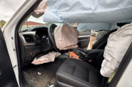 Carro do secretrio de Infraestrutura de SC  atingido por pneu de caminho na BR-470 em SC