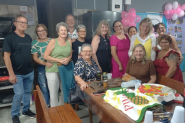 Profissionais que atuaram no Hospital de Gaspar comemoram dois anos do grupo 'Relquias do Perptuo'