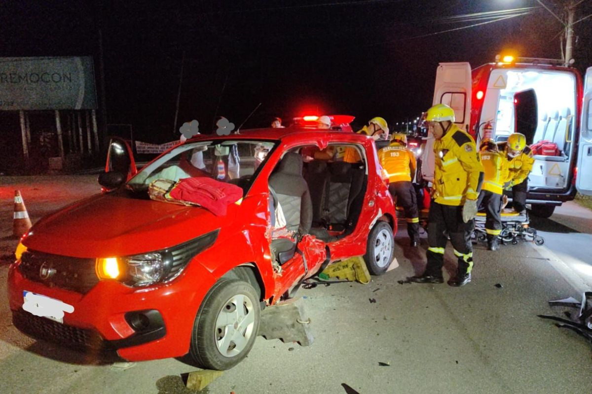 Motorista causa acidente ao cruzar a Rodovia Jorge Lacerda, em Gaspar