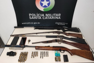 Enteado tenta matar padrasto com tiro no rosto e acaba preso em Blumenau