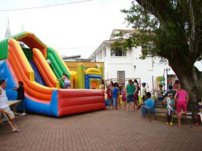 fotopg13abre800599MD.jpg