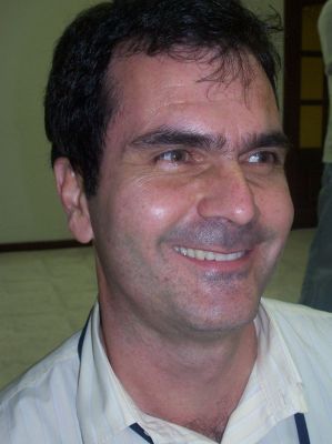 fotopg13rodrigocolorMD.jpg