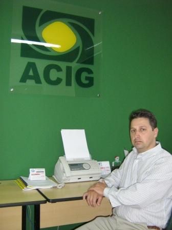 fotopg11abreMD.jpg